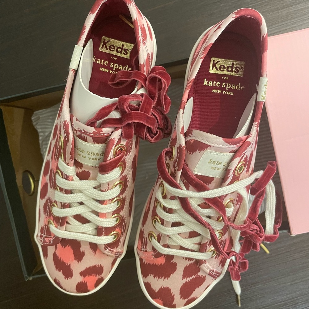 NEW Kate Spade Keds! Super cute.
